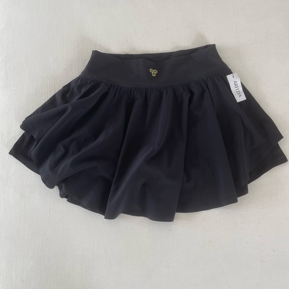 ARITZIA ‘Backspin Tennis Skirt NWT. Black, Women's Small